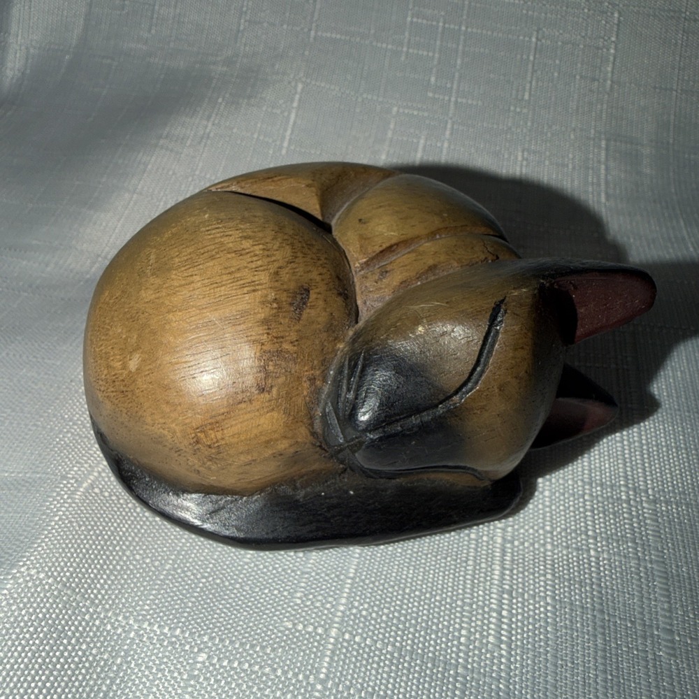 Mandalay Box Co Sleeping Siamese Cat Hand Carved Wood Paperweight Curled Up